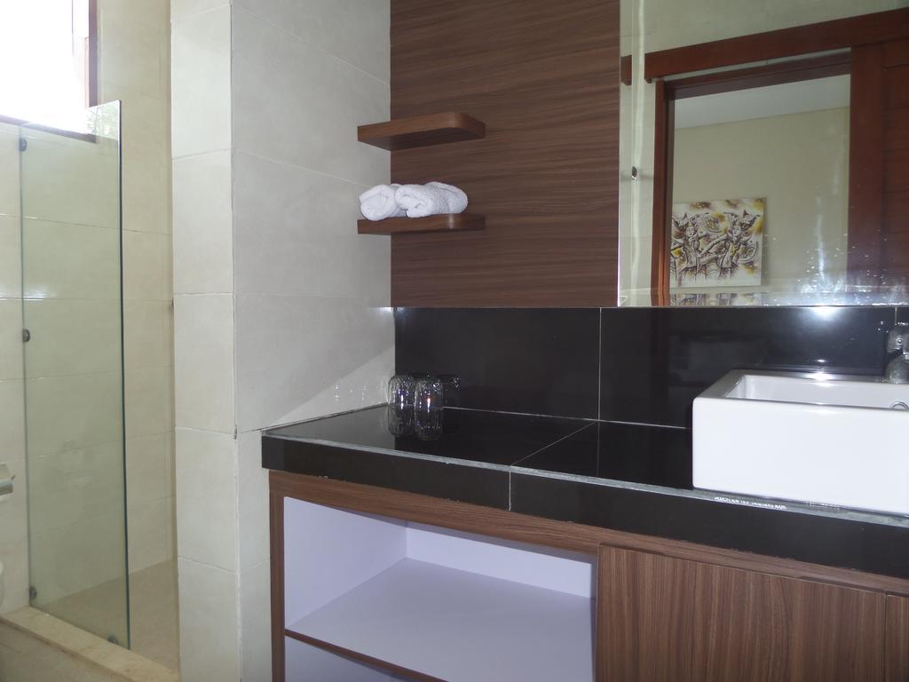 Royal Majesty Villas Kuta Lombok Exterior foto